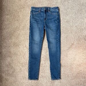 American Eagle High-Rise Jeggings